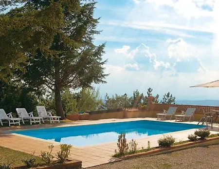 Sleeps 6 Pool Wifi Villa *